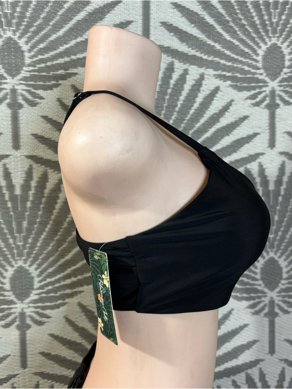 Black Minimalist Bikini Top Seamless Swim Bralette Spaghetti Strap Y2K Size L - Picture 3 of 12